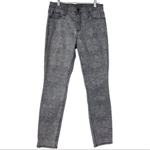 Universal Thread Target Women's Gray Black Snake Print High Rise Ankle Jean 8/29